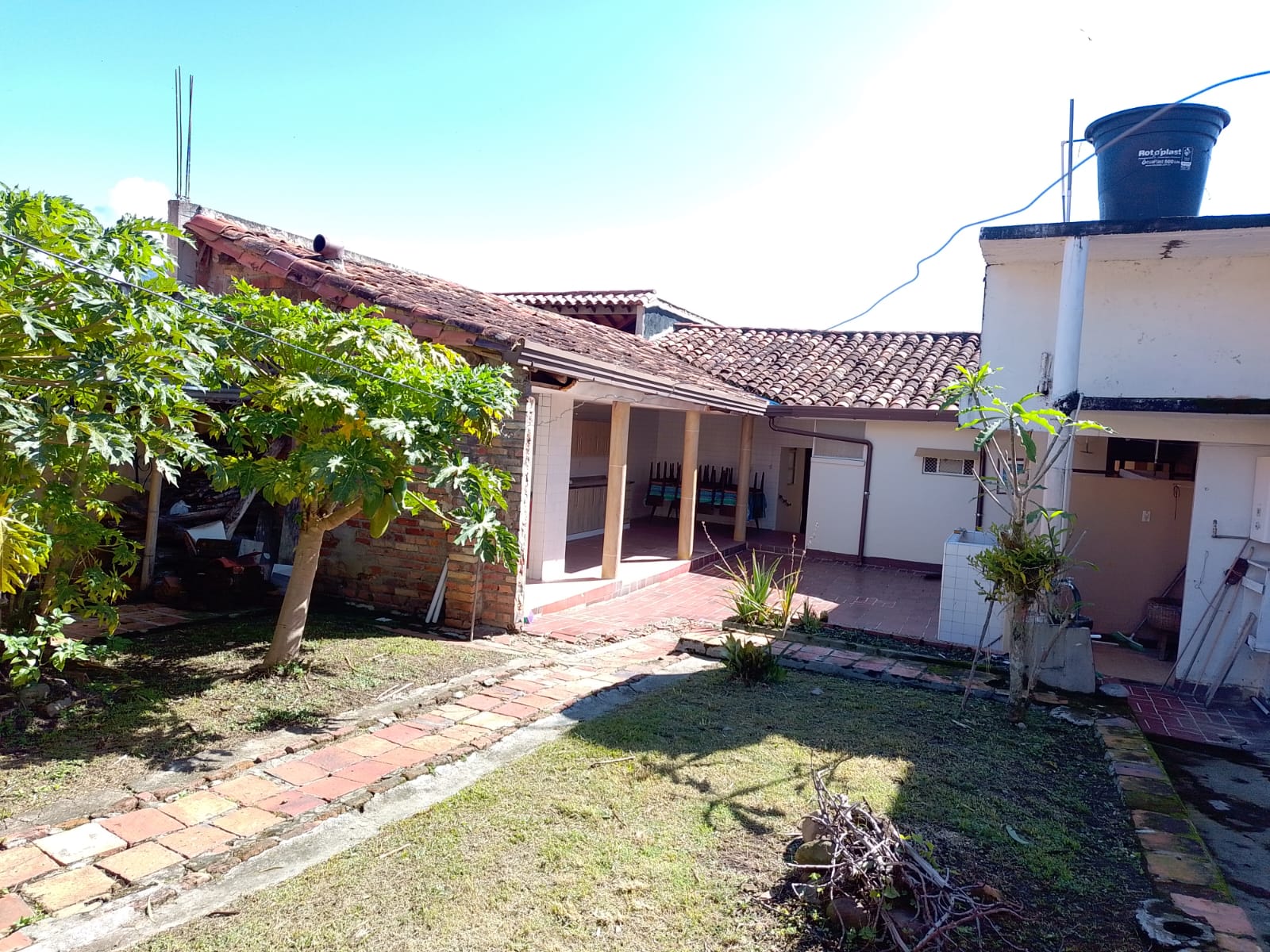 Casona colonial a la venta, a dos cuadras del parque principal de Charalá | Inmobiliaria Urbaken