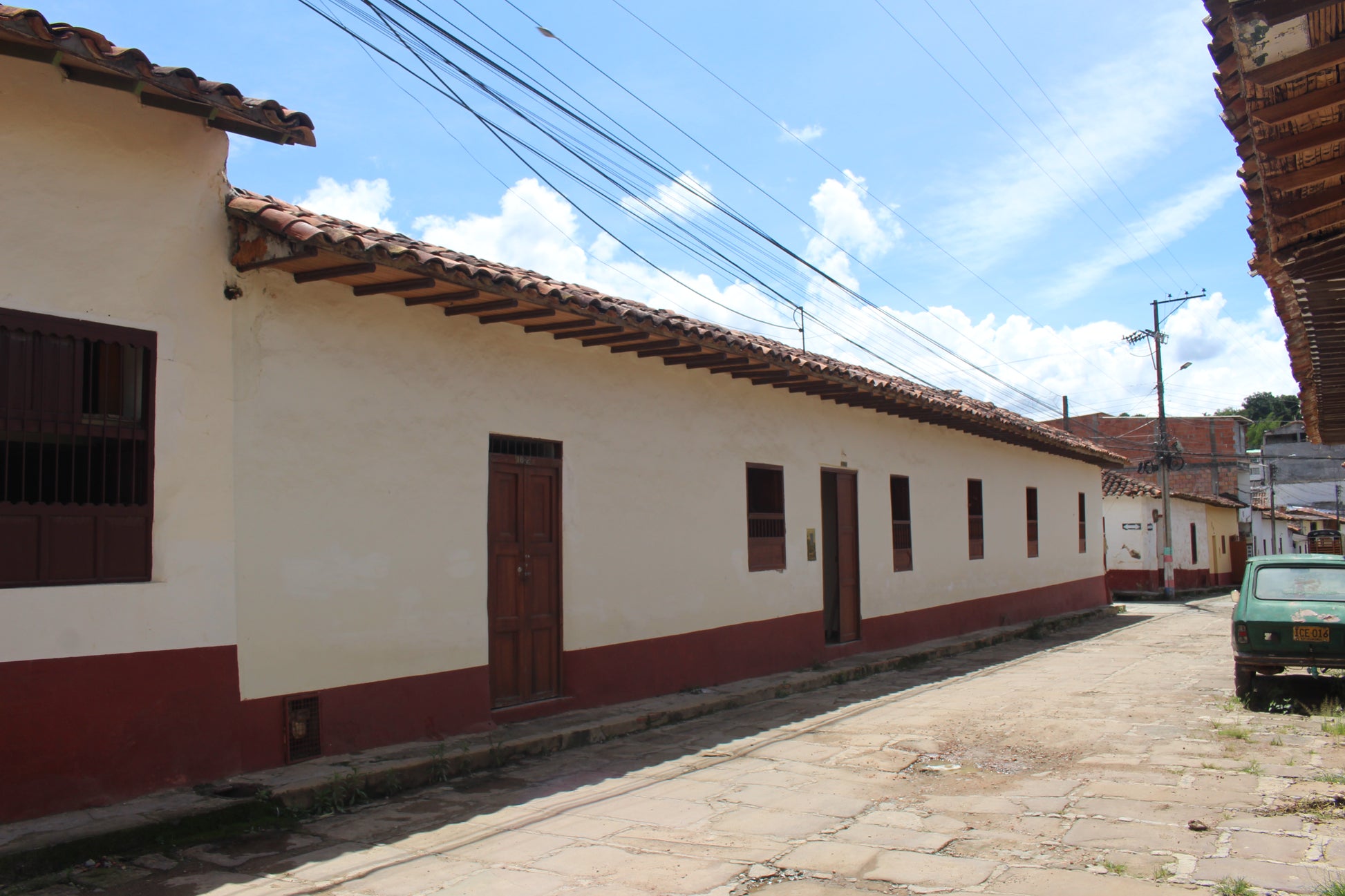 Casona colonial en venta a 2 cuadras del parque principal – Charalá, Santander