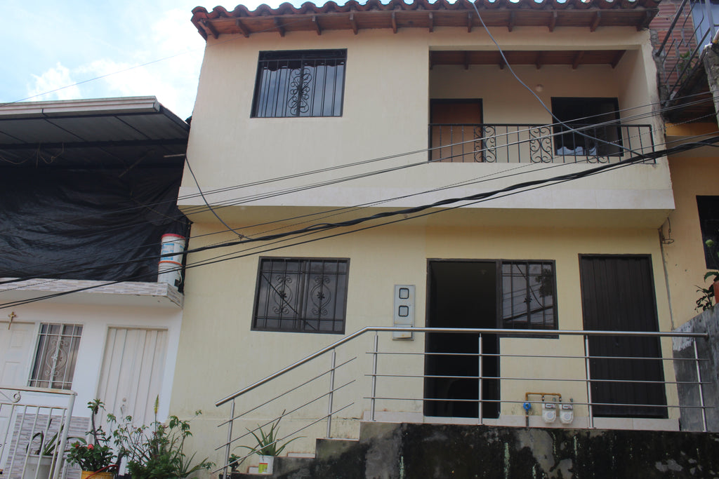 Apartamento familiar, primer piso en Charalá, “Cuna de la libertad” | Inmobiliaria Urbaken