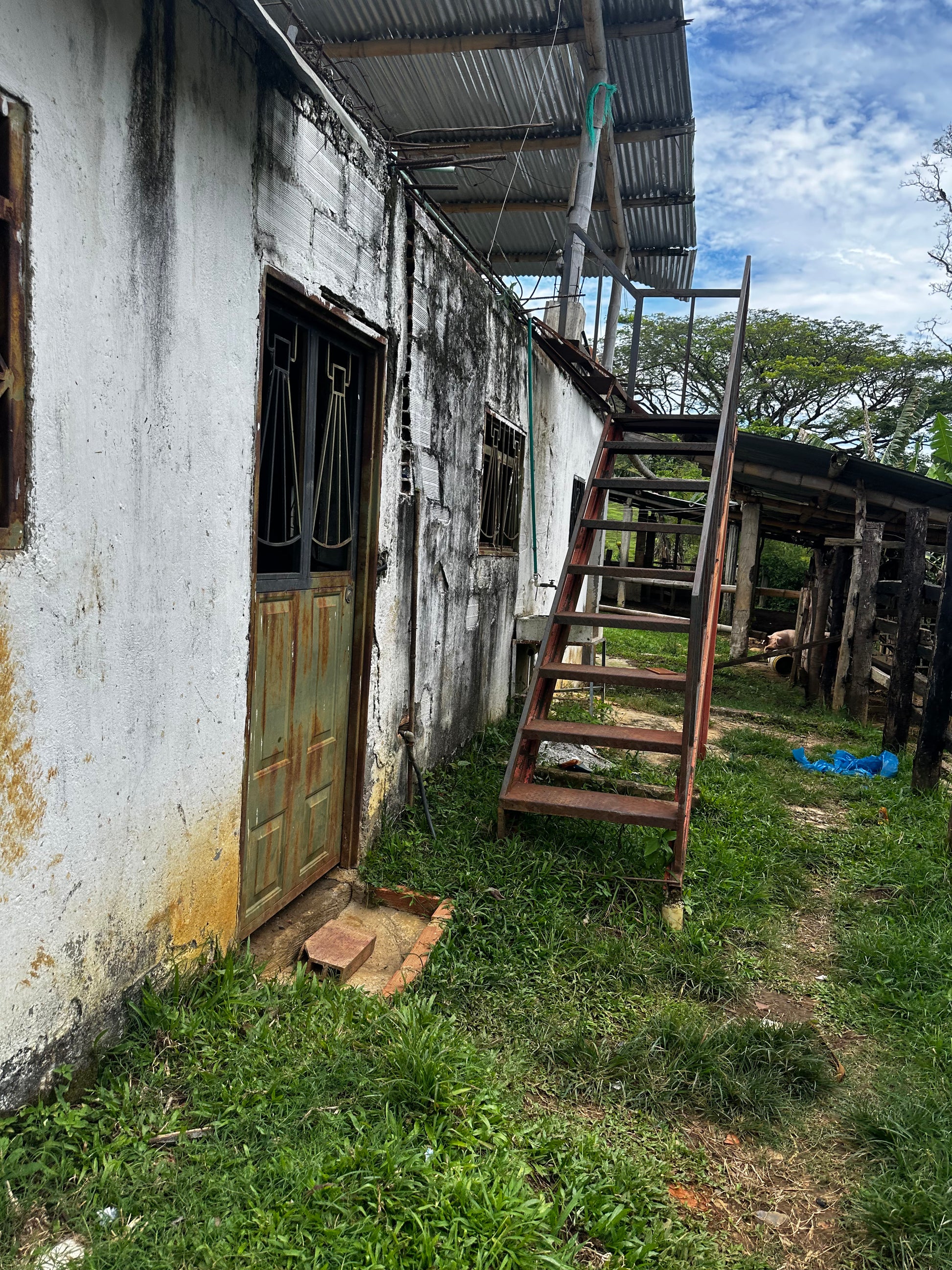 Finca "La Macana" con 5 Pozos y Cascada en Charalá | Inmobiliaria Urbaken