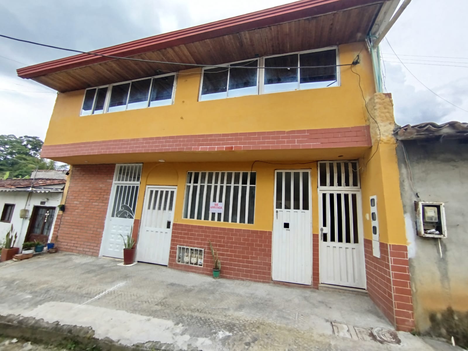 Apartaestudio en el Barrio Simón Bolívar, Charalá | Inmobiliaria Urbaken